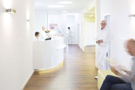 Impressionen aus der Dermatologische Gemeinschaftspraxis Prof. Dr. W. Wehrmann, Dr. O. Rödder-Wehrmann und Kolleginnen